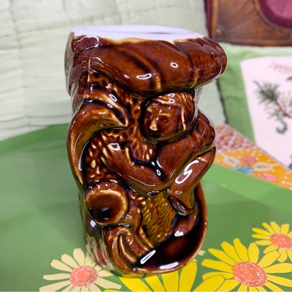 Hawaiian Tiki Surfer Cup - Picture 4 of 7